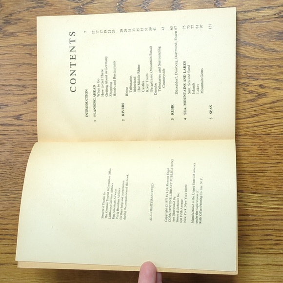 Vintage West Germany A Simon & Schuster Travel Guide Paperback Book Nonfiction - Picture 3 of 16